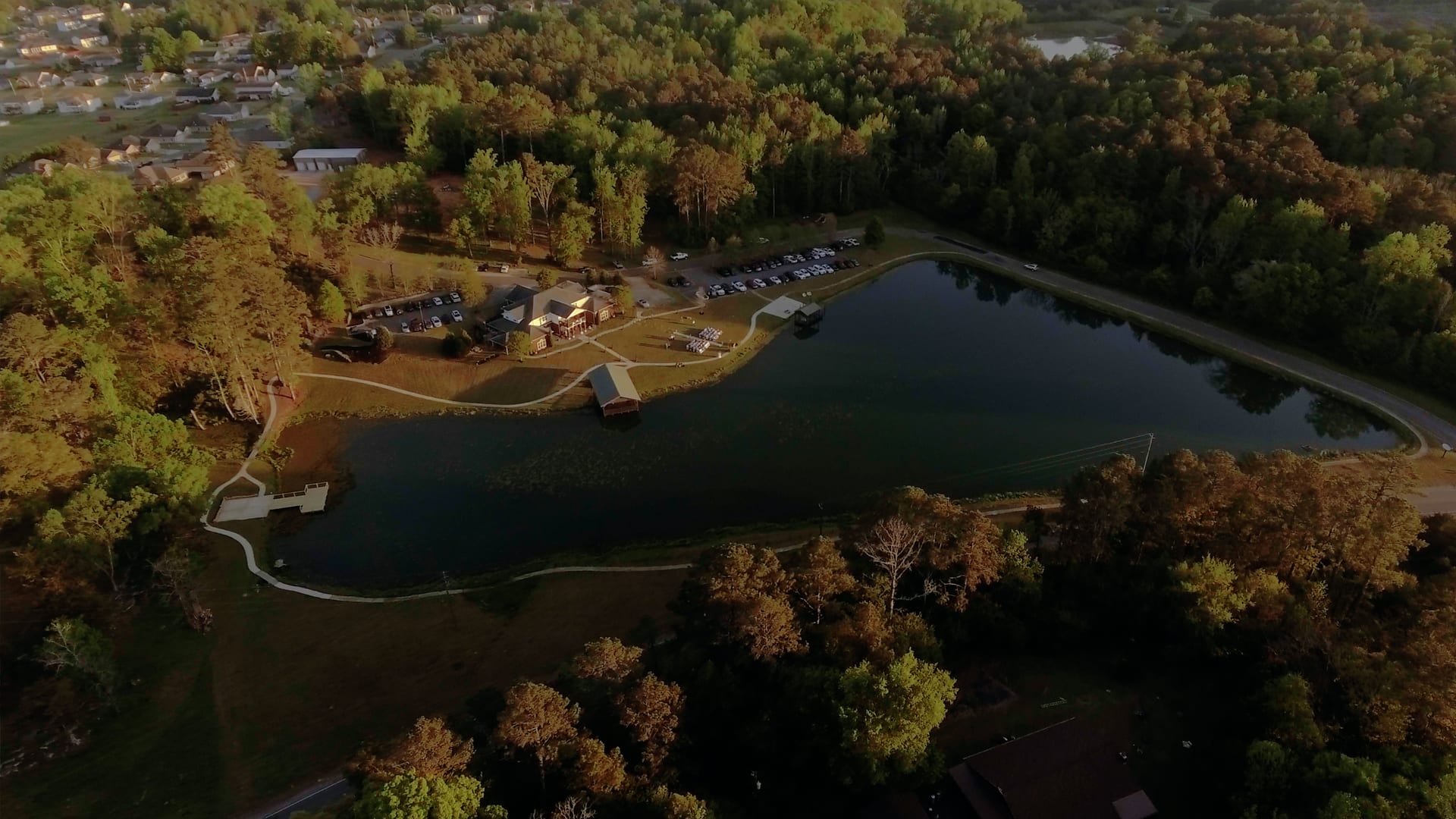 Lakeside ceremony setup at The NoAlan